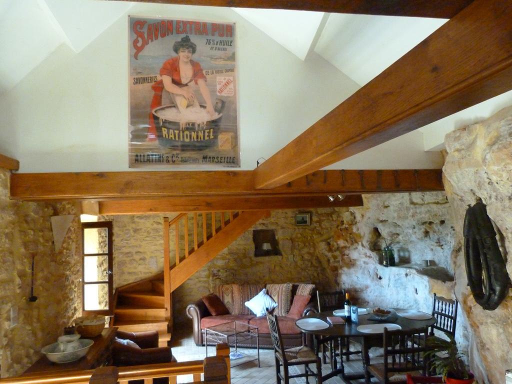 Charmante Maison Troglodyte Vitrac  Exterior photo