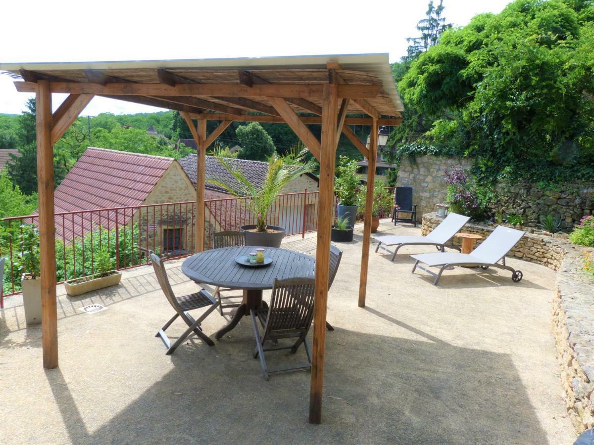 Charmante Maison Troglodyte Vitrac  Exterior photo